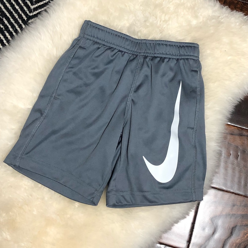 Nike DRI-FIT Grey Shorts | sz 4-5 years |